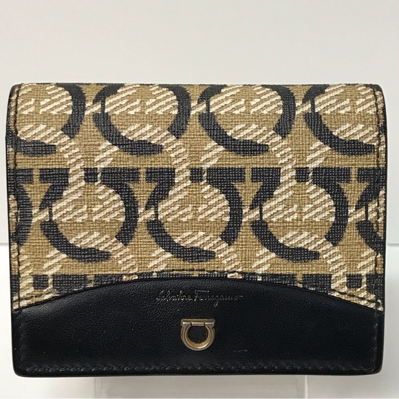 Salvatore Ferragamo Gancini Leather Compact Wallet 😍